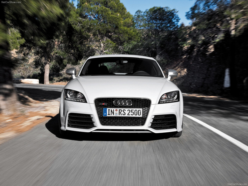 Illustration for article titled 2010 Audi TT RS: Haben Sie Einen Wet-nap?